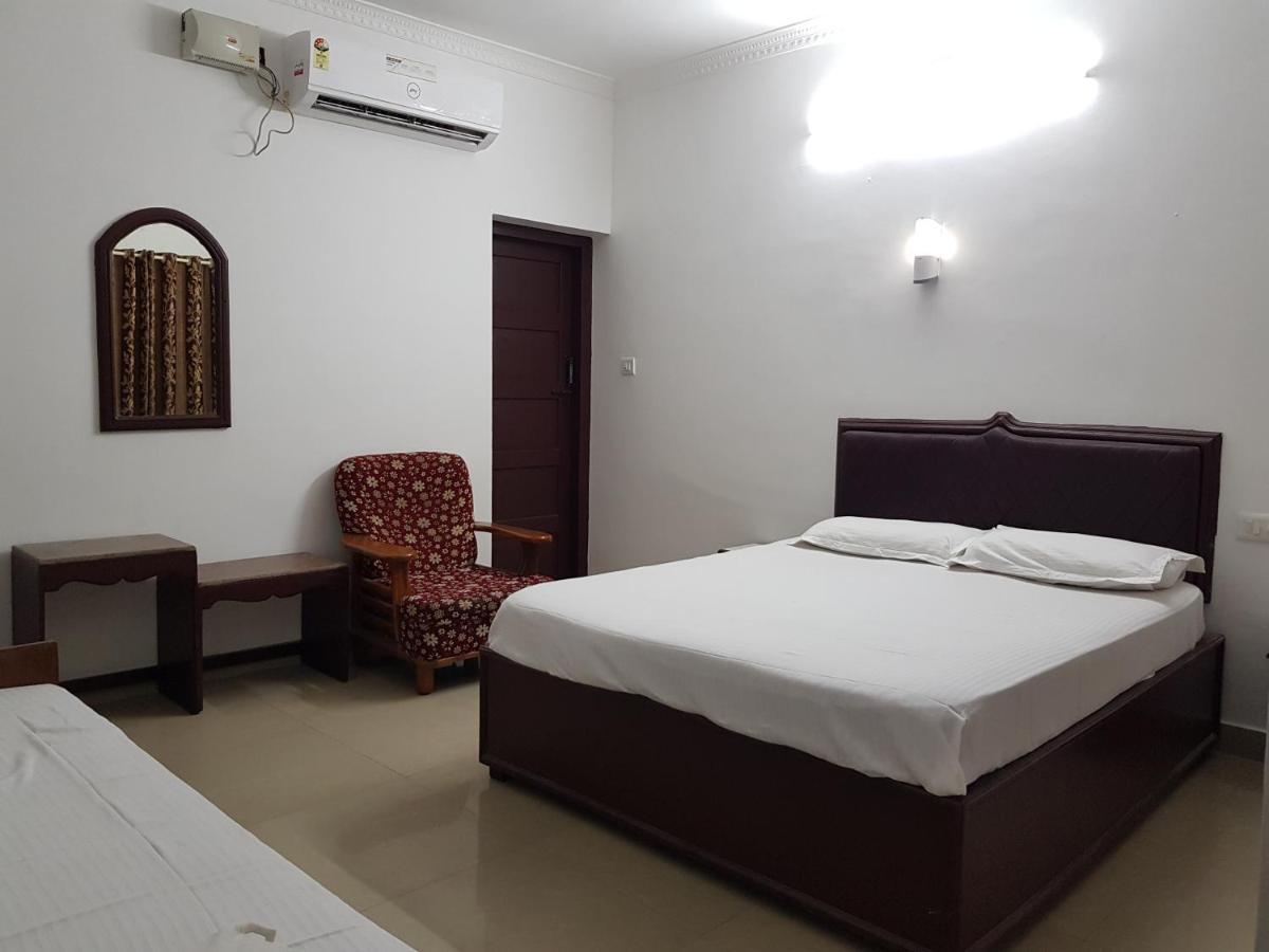 All Seasons Guest House Thiruvananthapuram Kültér fotó