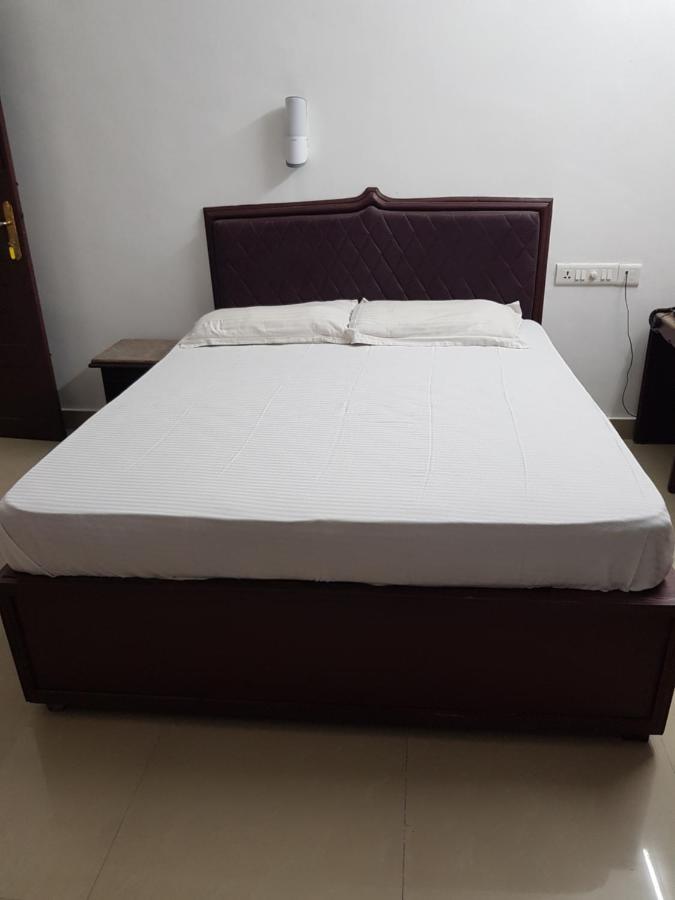 All Seasons Guest House Thiruvananthapuram Kültér fotó